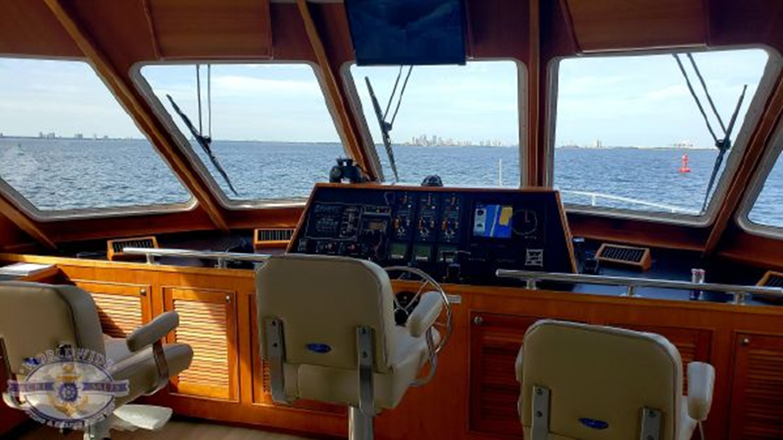Custom Motor Yacht Island Soul For Sale