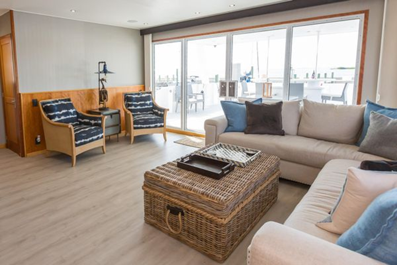 Custom Motor Yacht Island Soul For Sale