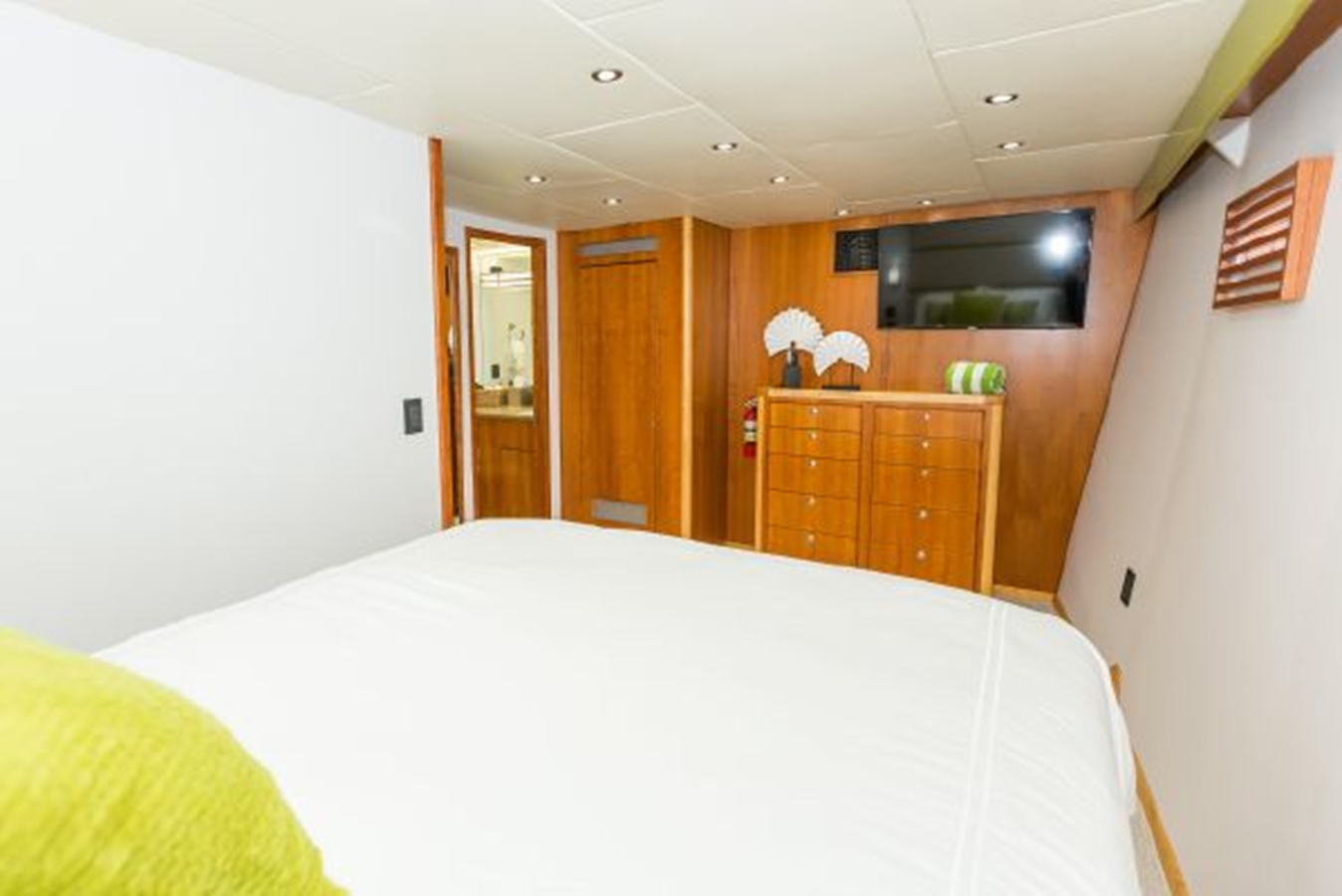 Custom Motor Yacht Island Soul For Sale