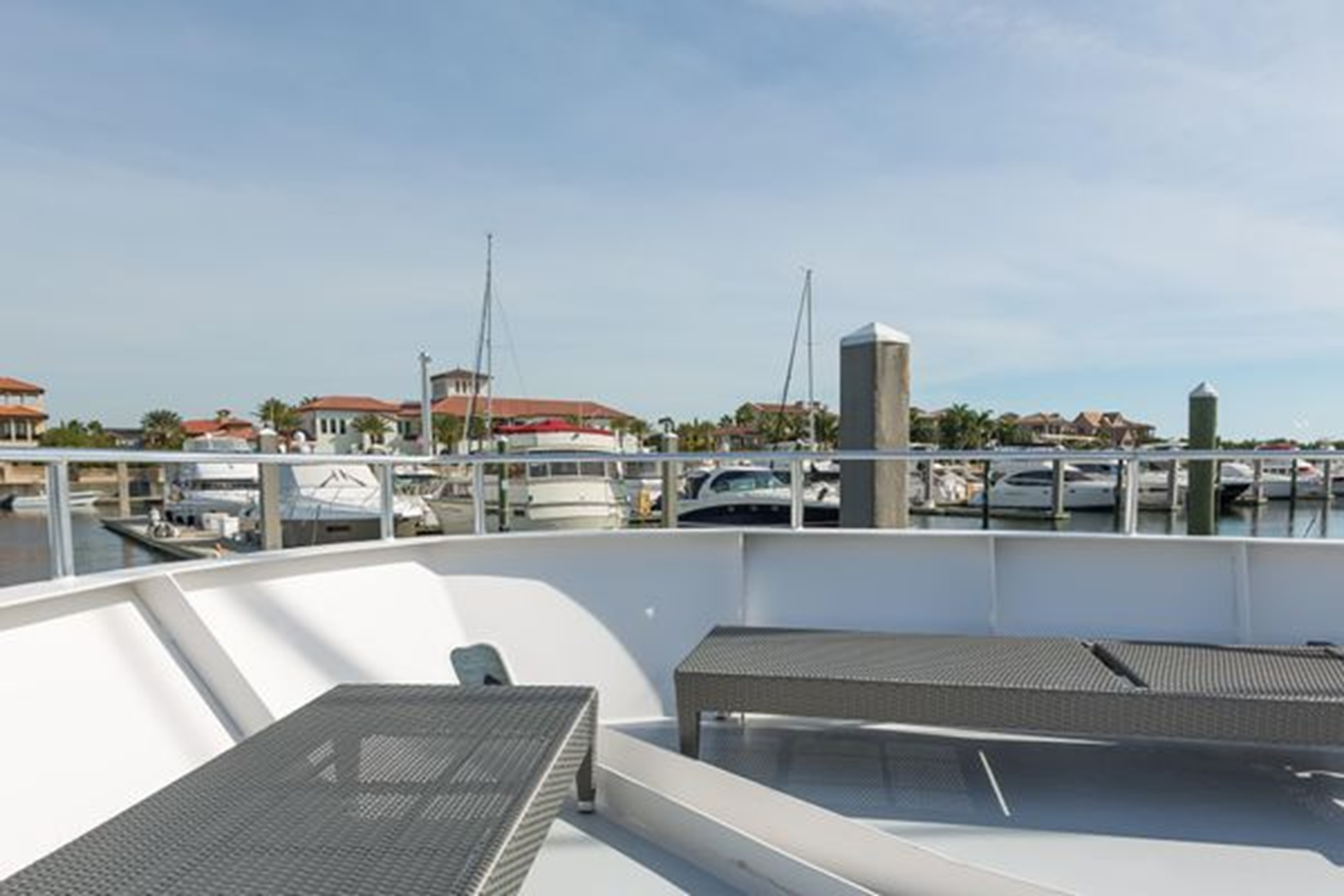 Custom Motor Yacht Island Soul For Sale