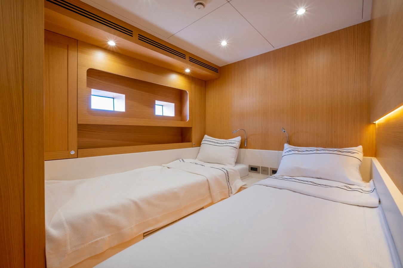 Mural Yachts Trawler Yacht 85' SEMI DISPLACEMENT TRAWLER For Sale