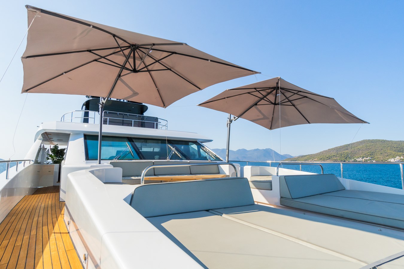 Custom Motor Yacht Leonidas For Sale