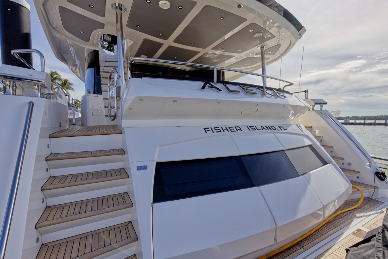 Sunseeker Motor Yacht XSK06864H718 For Sale