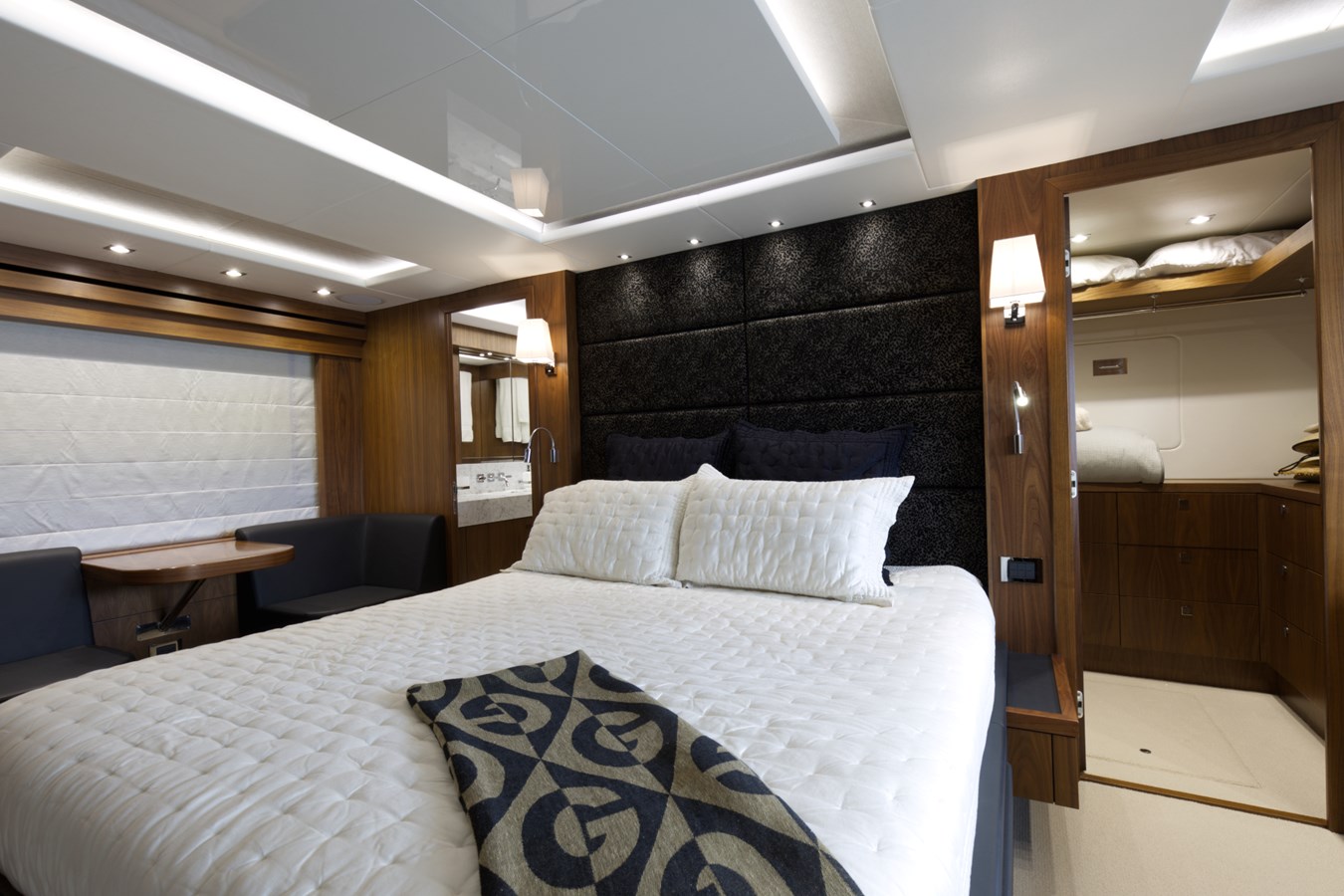 Sunseeker Motor Yacht XSK06864H718 For Sale