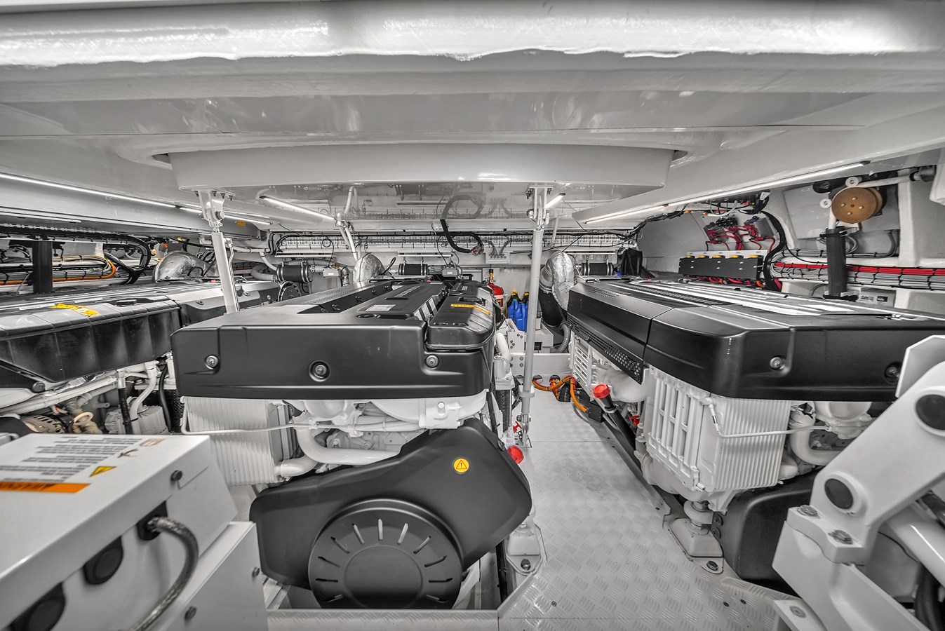 Zeelander Yachts Sport Yacht MaddamC2 For Sale