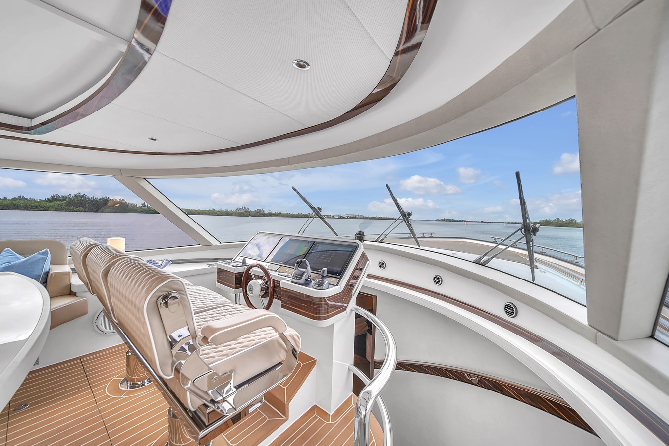 Zeelander Yachts Sport Yacht MaddamC2 For Sale
