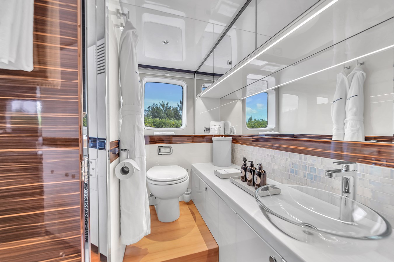 Zeelander Yachts Sport Yacht MaddamC2 For Sale