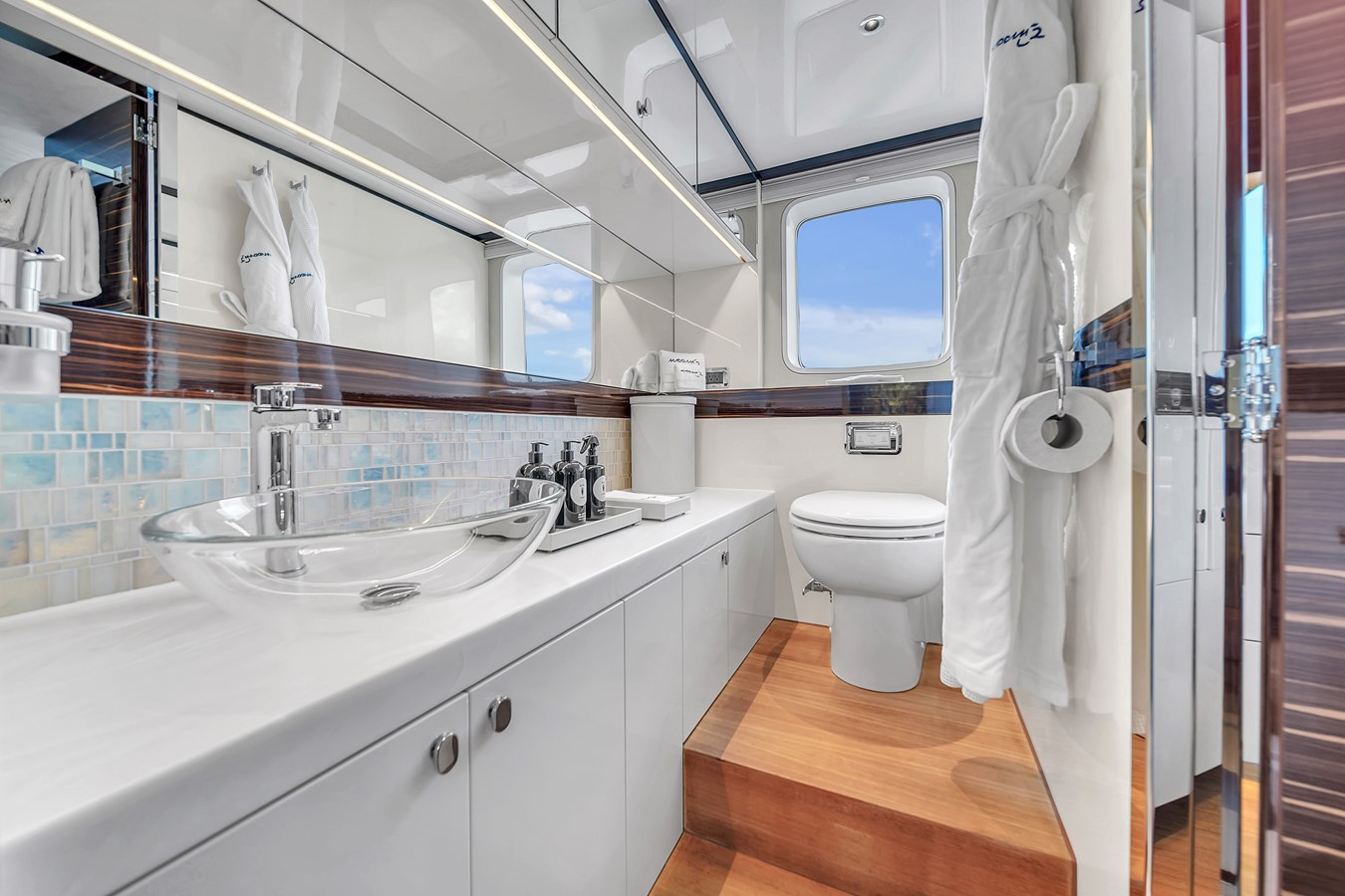 Zeelander Yachts Sport Yacht MaddamC2 For Sale