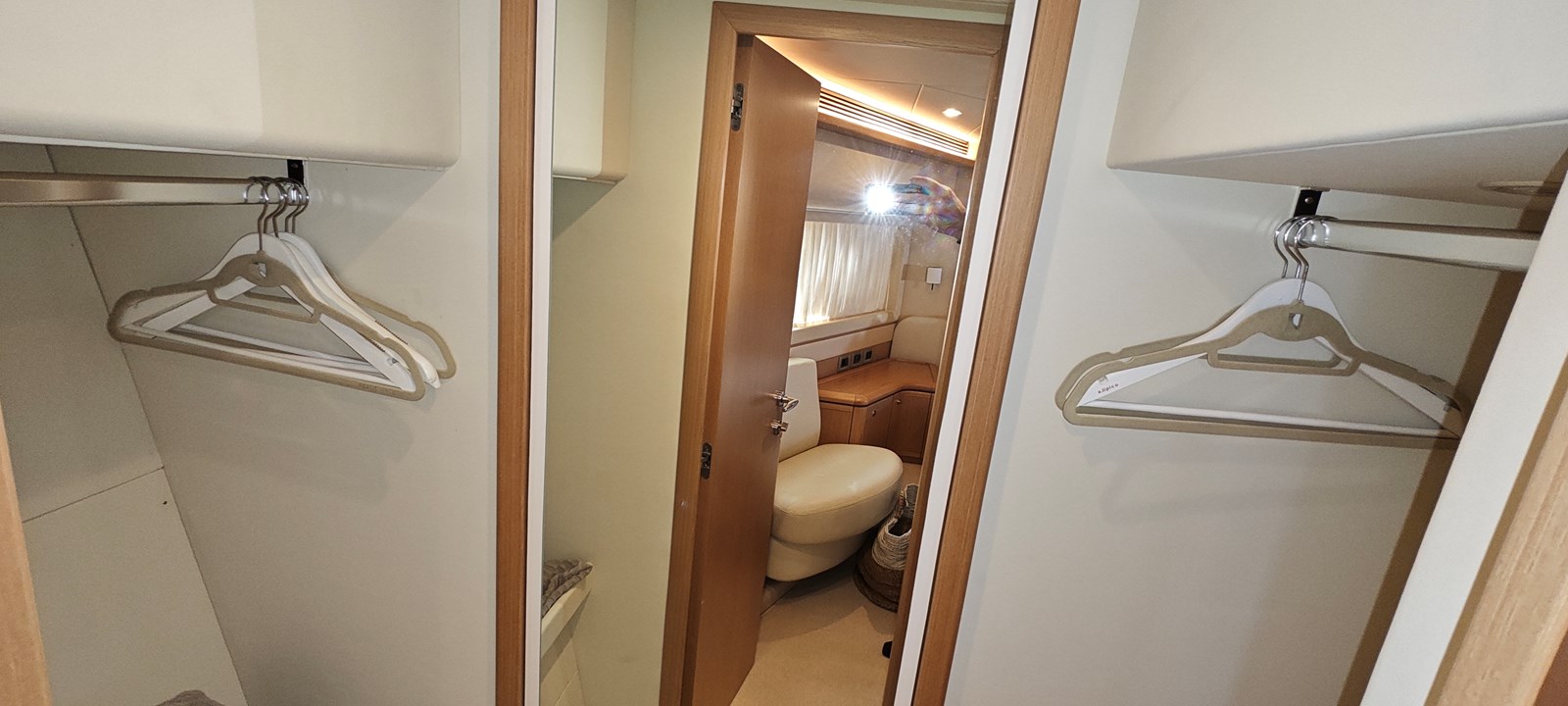 Ferretti Yachts Motor Yacht MAYBE NOT For Sale