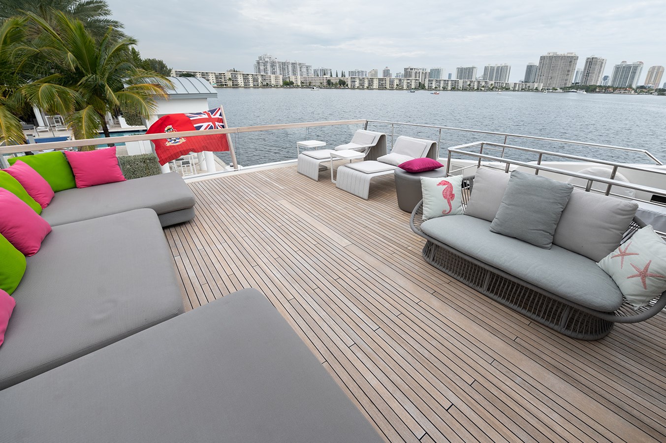 Sanlorenzo Yachts Motor Yacht RYEN For Sale