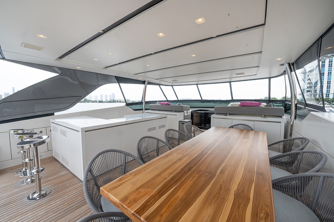 Sanlorenzo Yachts Motor Yacht RYEN For Sale