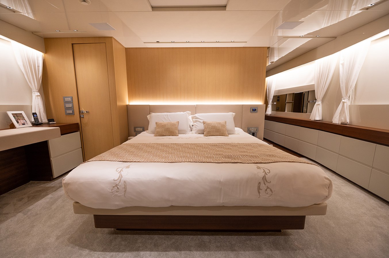 Sanlorenzo Yachts Motor Yacht RYEN For Sale