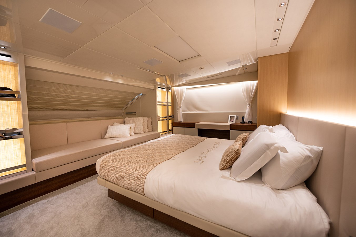 Sanlorenzo Yachts Motor Yacht RYEN For Sale