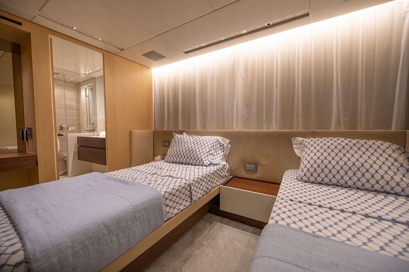 Sanlorenzo Yachts Motor Yacht RYEN For Sale
