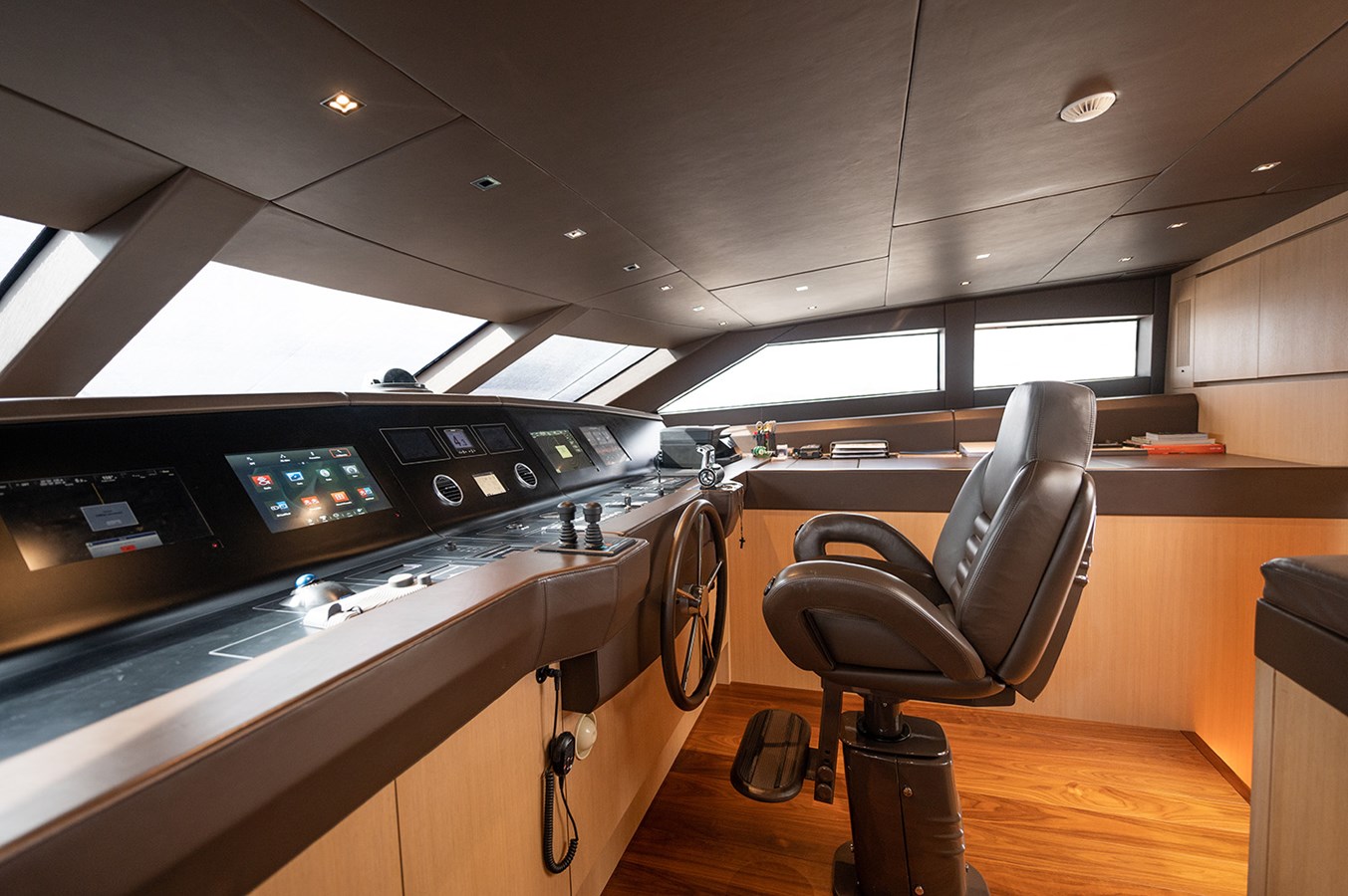 Sanlorenzo Yachts Motor Yacht RYEN For Sale