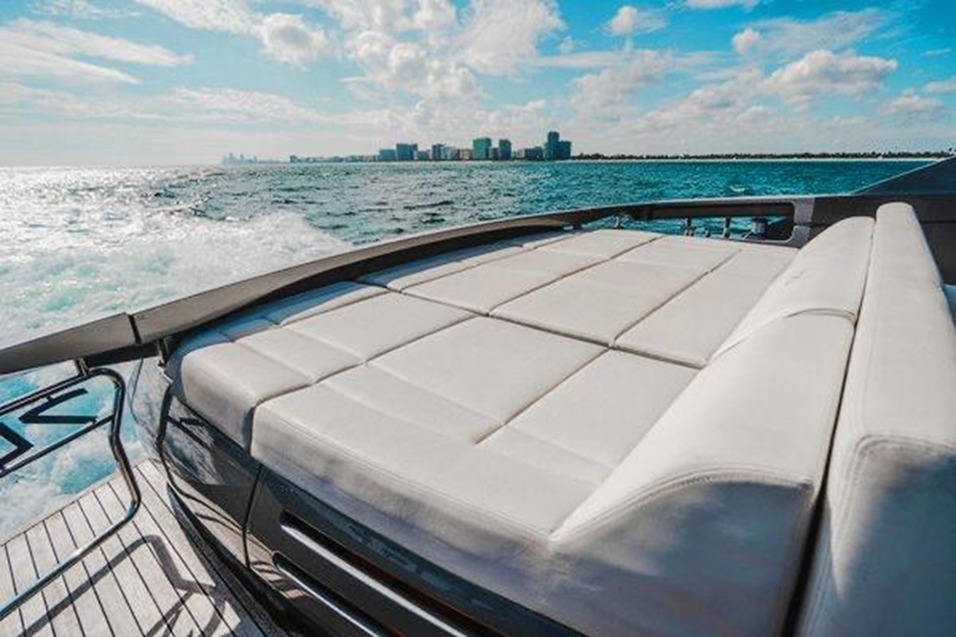 Pershing Cruising Yacht Andiamo For Sale