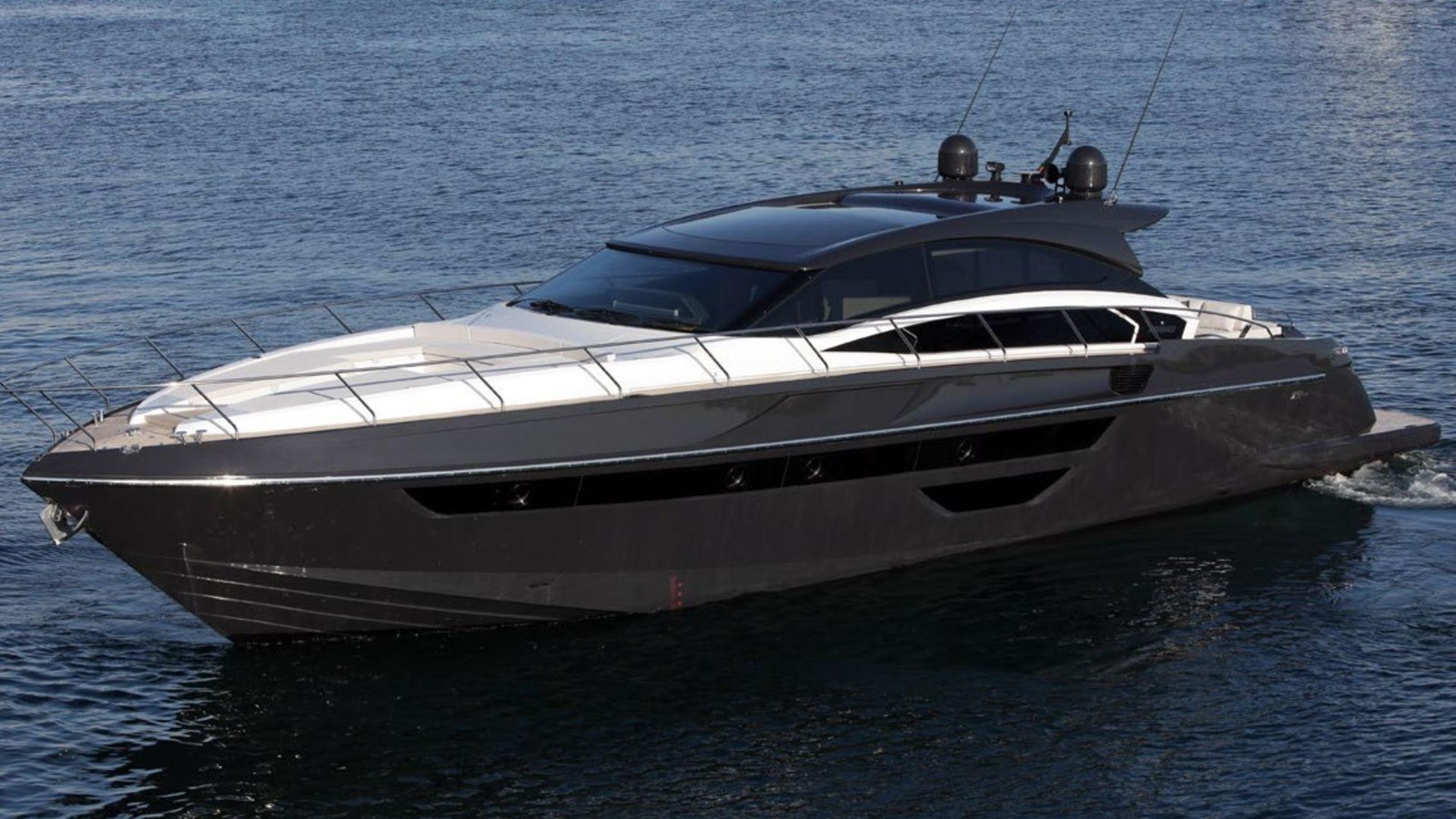 Rizzardi Motor Yacht IN SIX For Sale