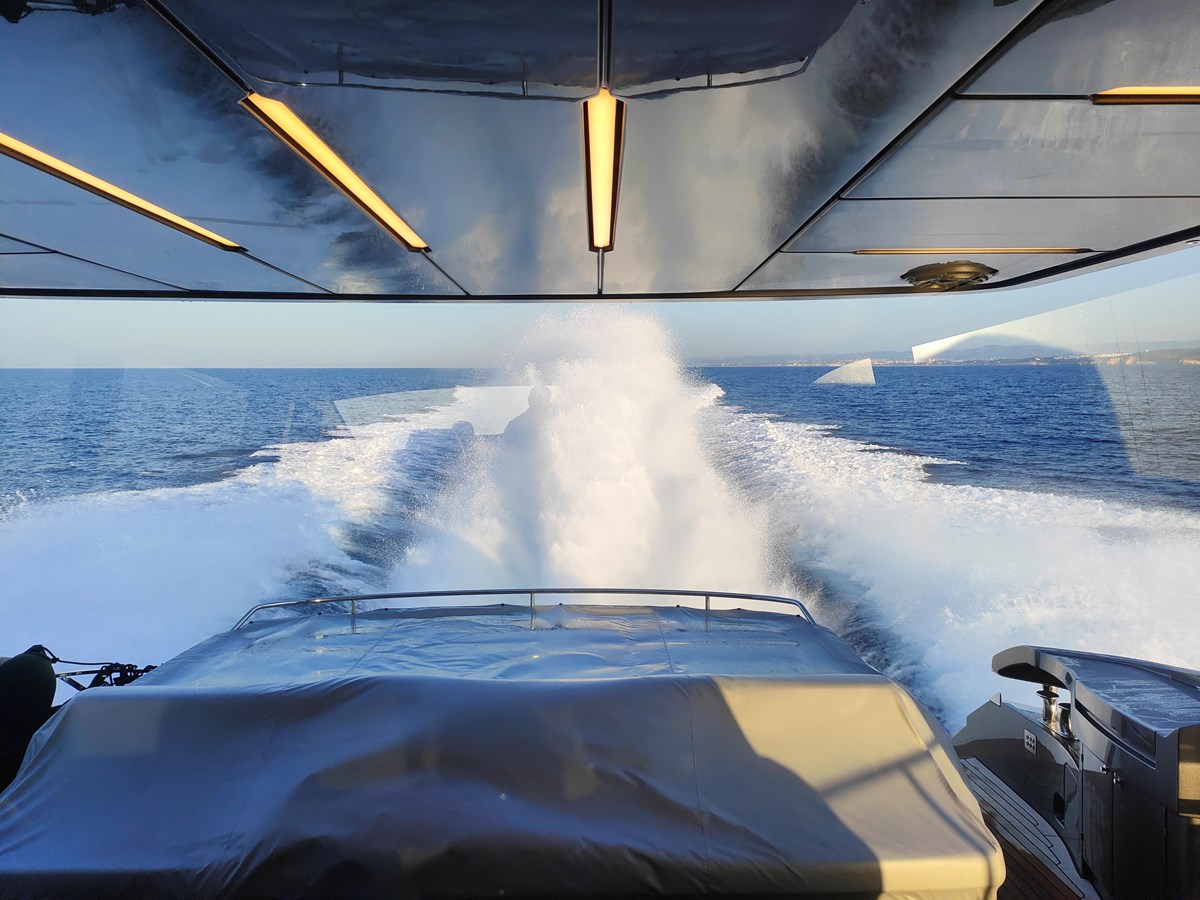 Pershing Motor Yacht SILVER BULLET For Sale