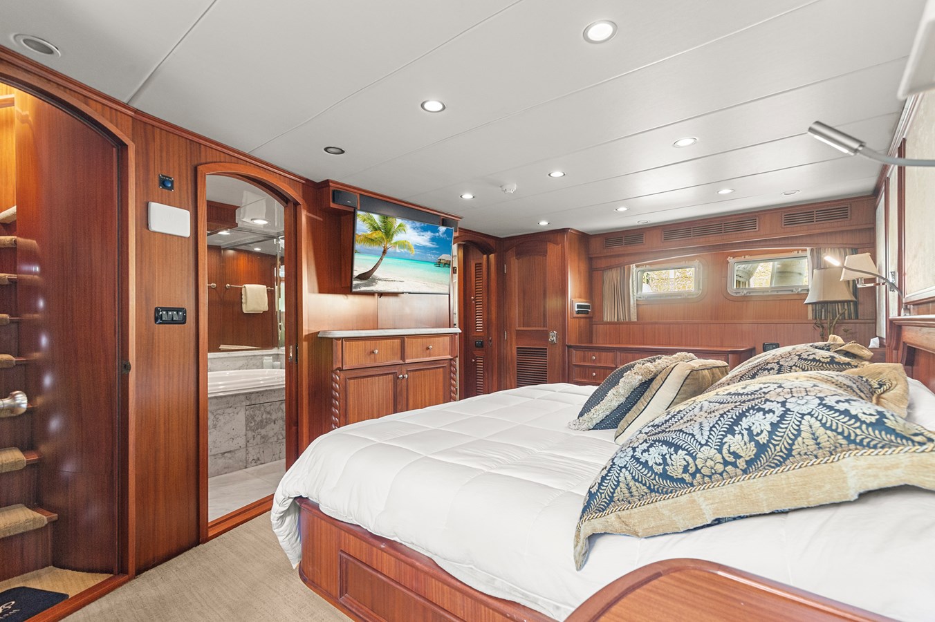 Paragon Motor Yachts Motor Yacht SEAS TO SEE For Sale