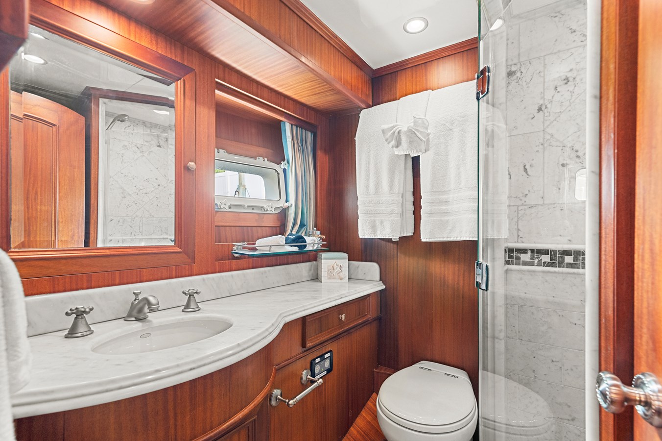 Paragon Motor Yachts Motor Yacht SEAS TO SEE For Sale