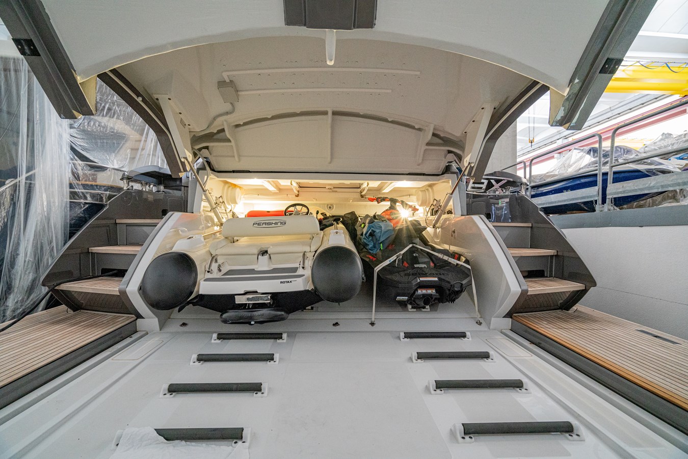 Pershing Motor Yacht SILVER BULLET For Sale