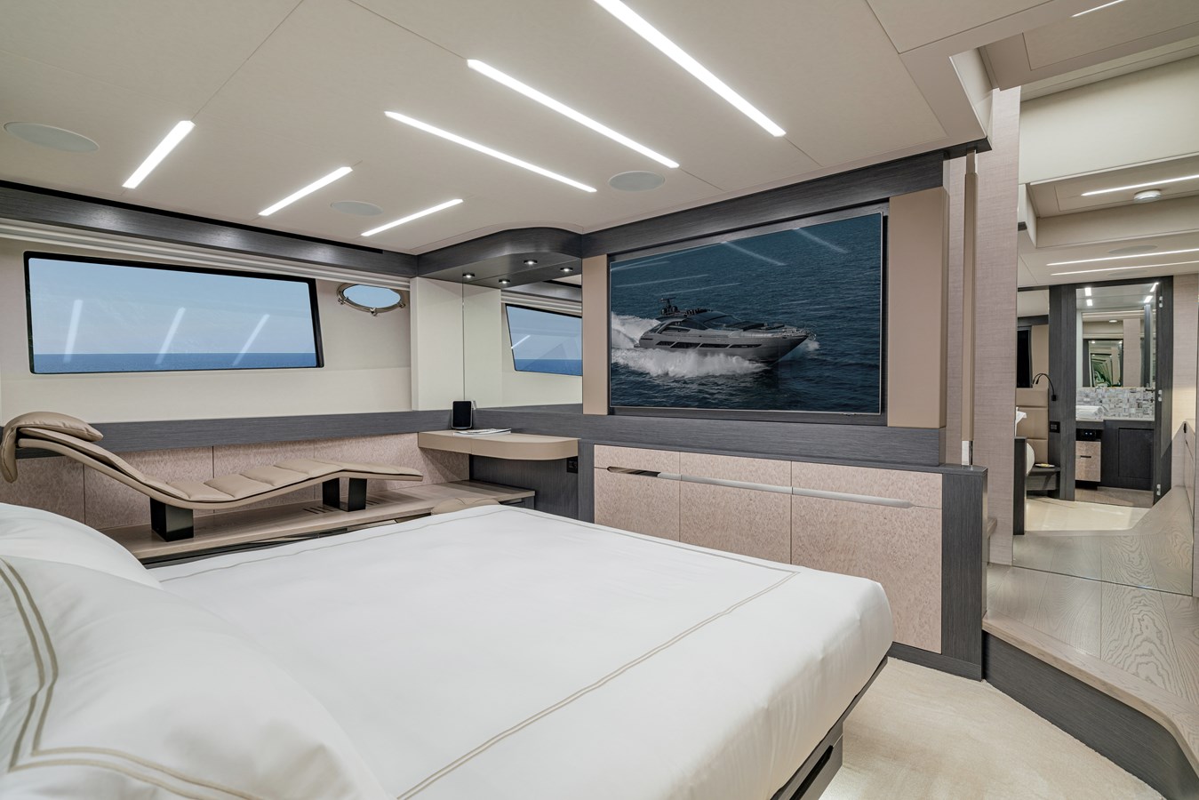 Pershing Motor Yacht SILVER BULLET For Sale