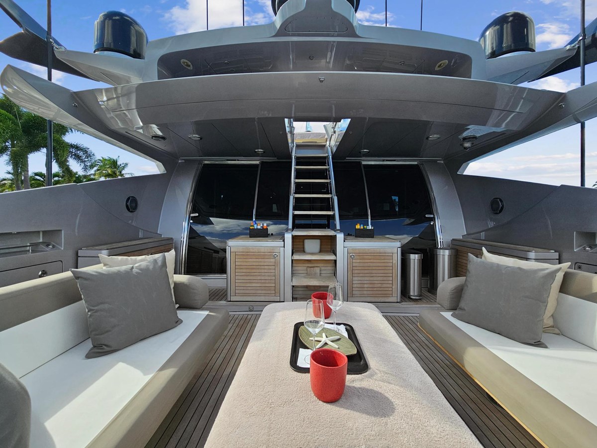 Palmer Johnson Sport Yacht Izumi For Sale