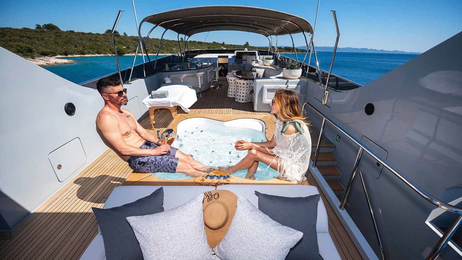 Admiral Yachts Motor Yacht ANAVI For Sale