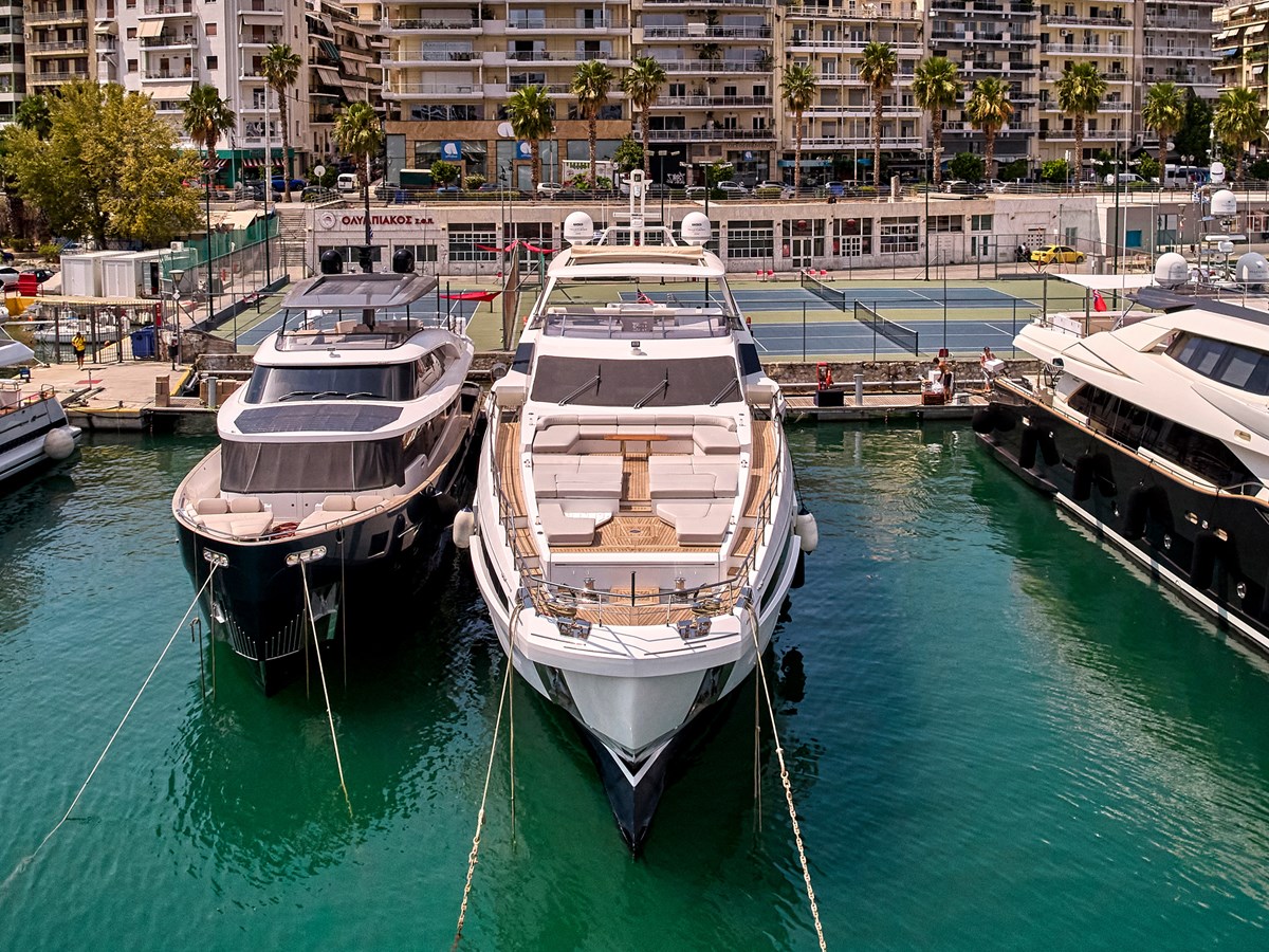 Azimut Yachts Motor Yacht ALBA For Sale