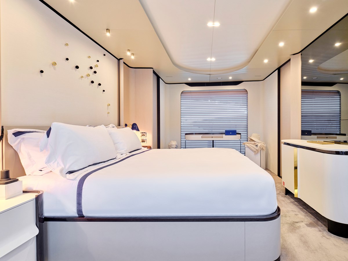 Azimut Yachts Motor Yacht ALBA For Sale