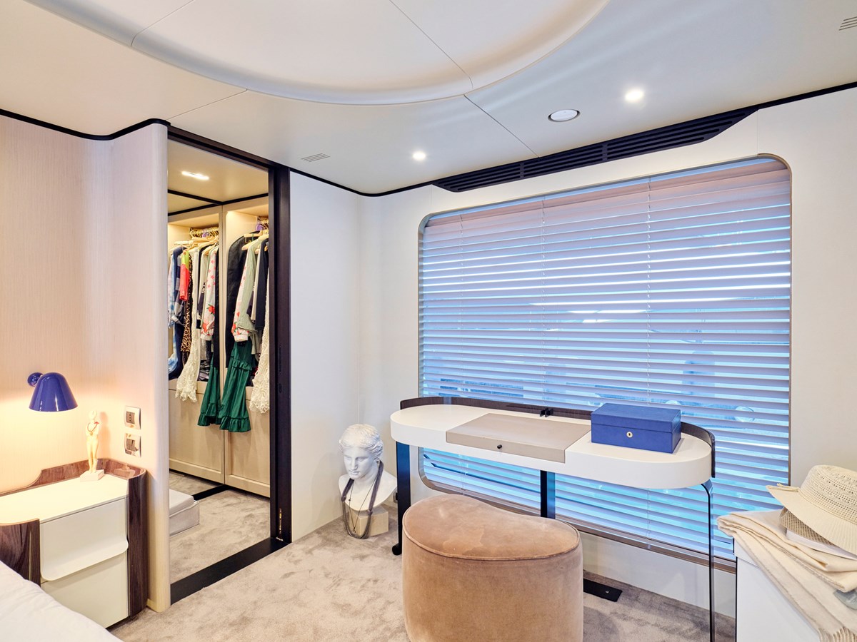 Azimut Yachts Motor Yacht ALBA For Sale