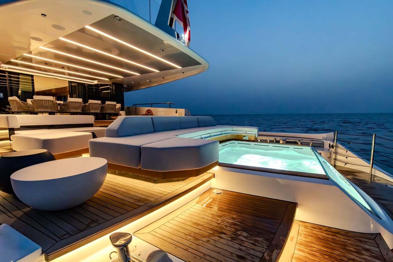 Columbus Yachts Motor Yacht COLUMBUS ATLANTIQUE 38 For Sale