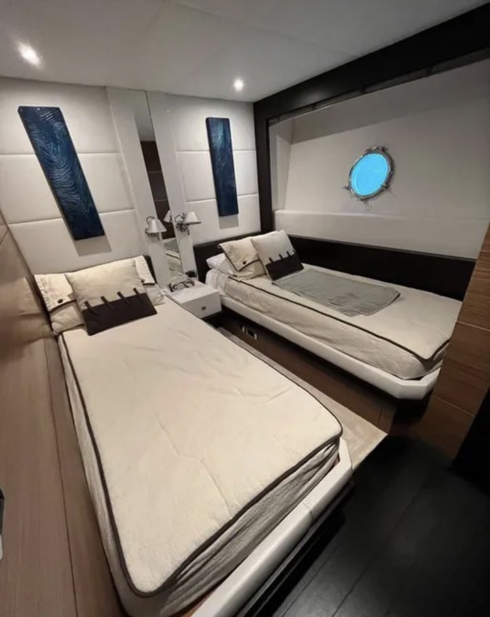 Astondoa Motor Yacht BISCAYNE For Sale