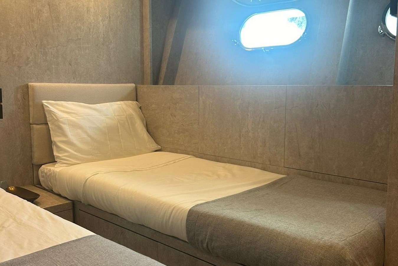 Arno Leopard Motor Yacht LEOPARD 31 OPEN For Sale