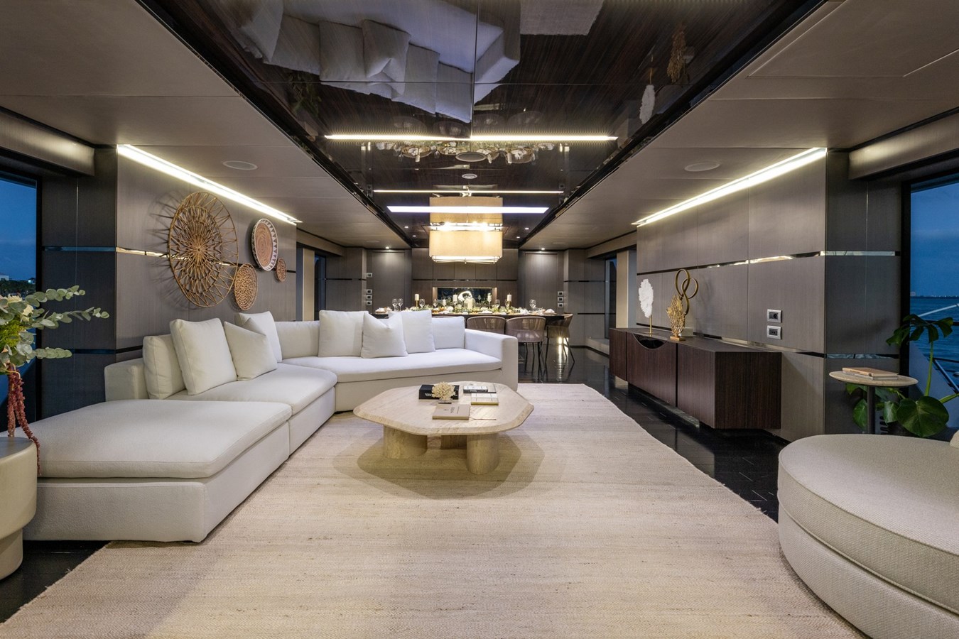 Admiral Motor Yacht MAVERICK For Sale