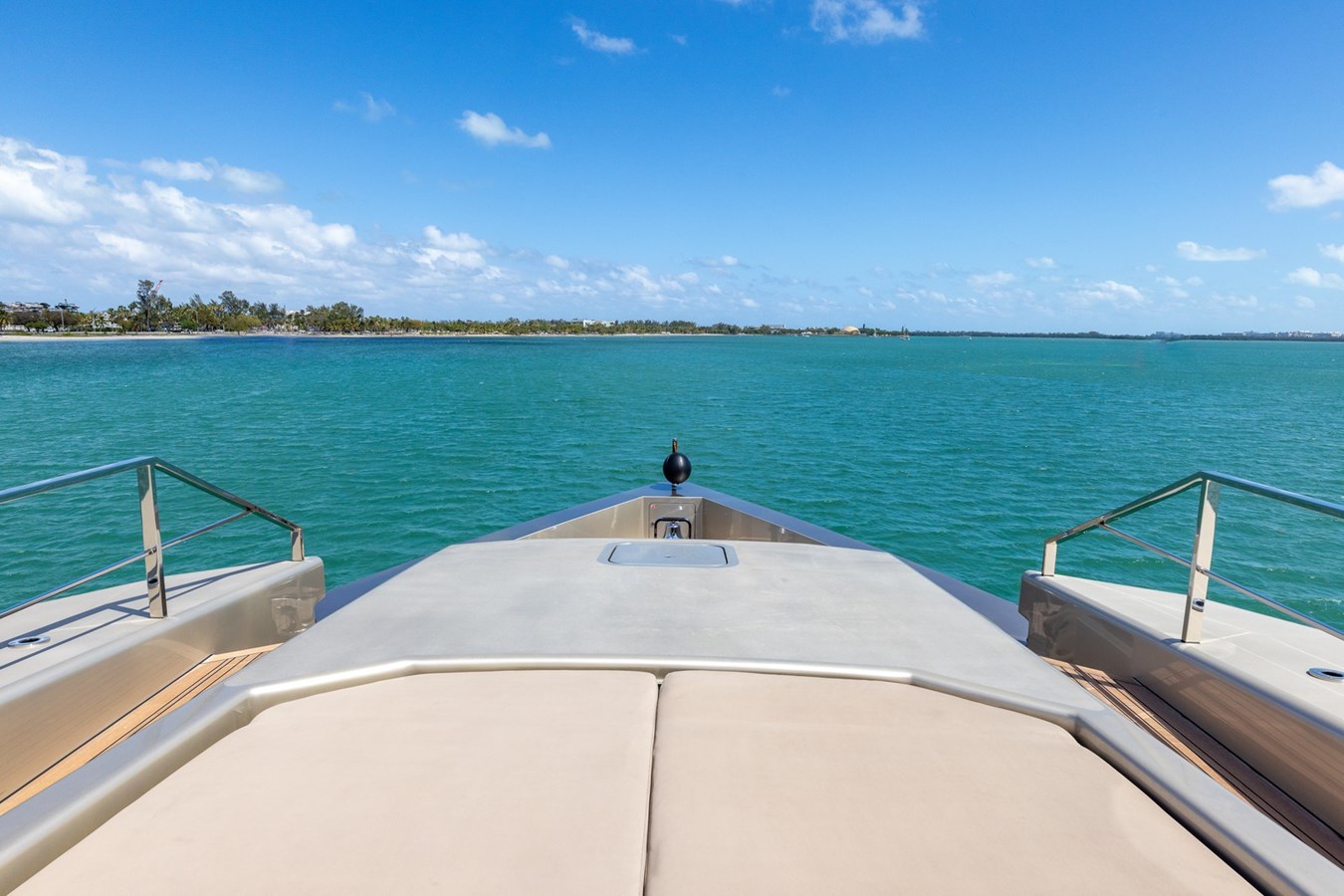 Admiral Motor Yacht MAVERICK For Sale