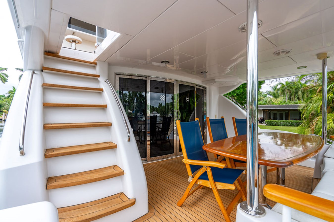 Hatteras Motor Yacht TOP SHELF For Sale