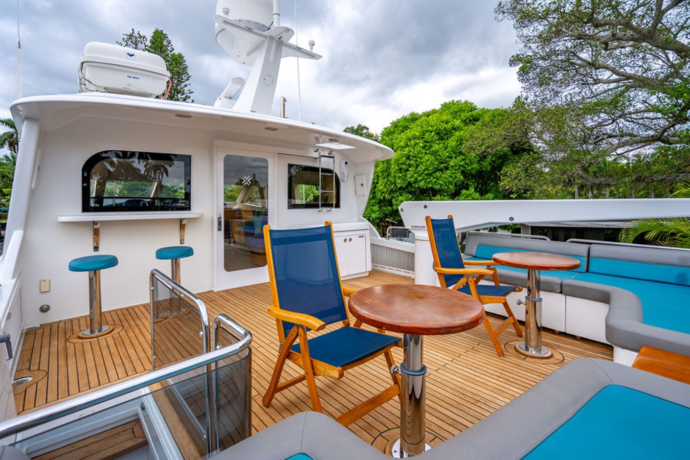 Hatteras Motor Yacht TOP SHELF For Sale