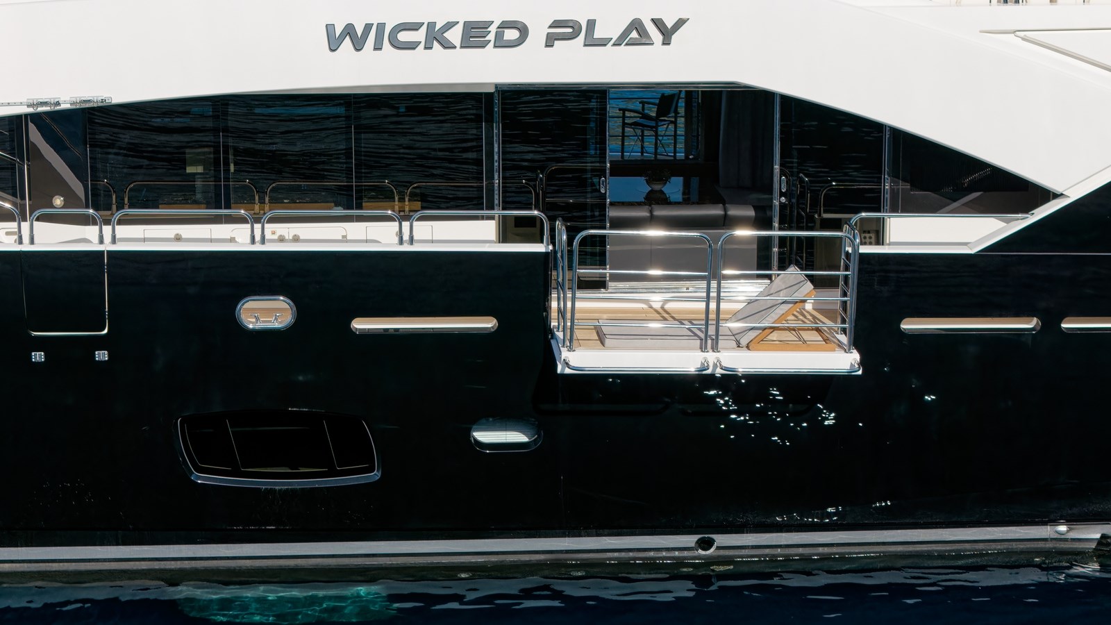 Sunseeker Motor Yacht WICKED PLAY For Sale