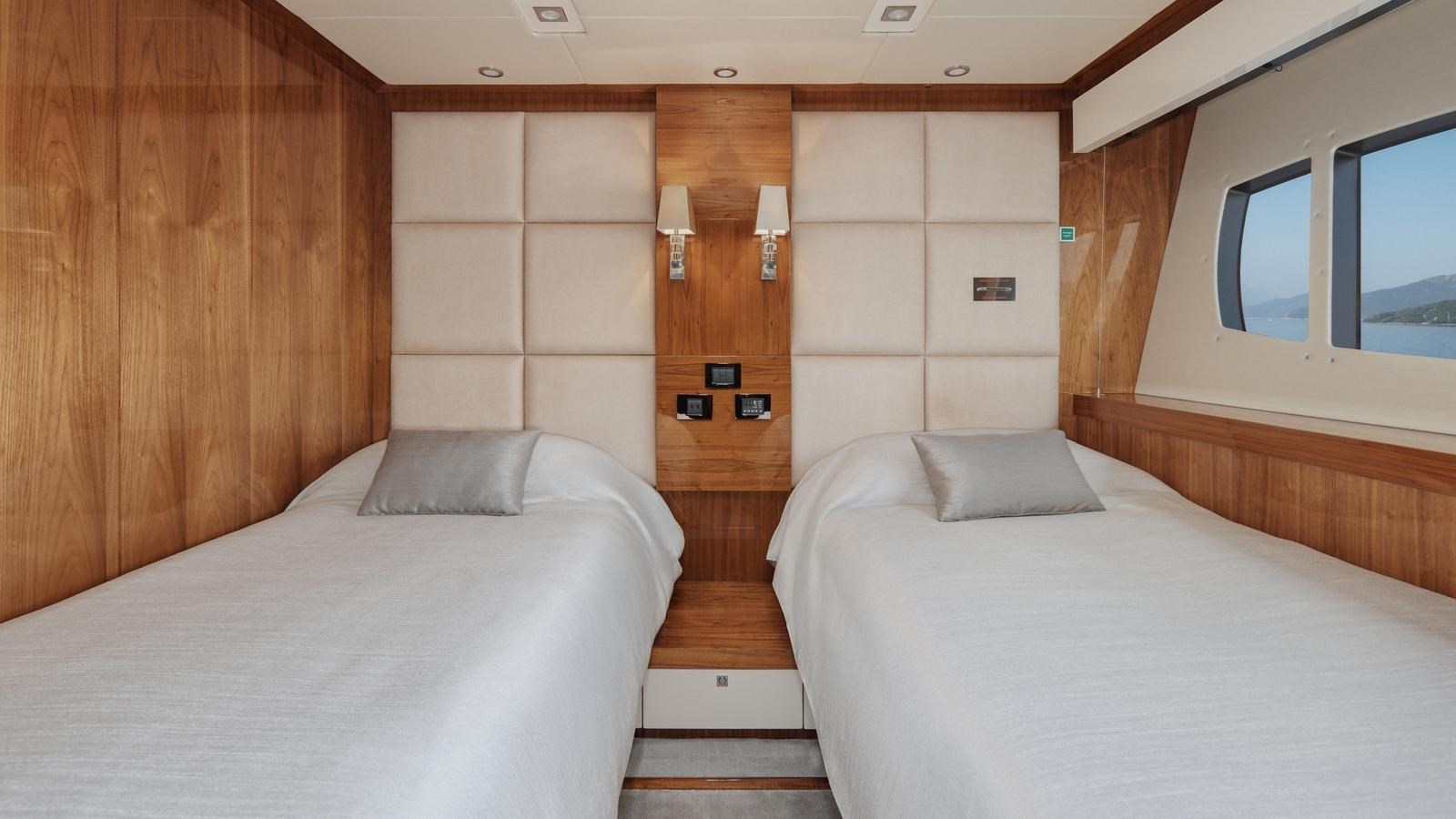 Sunseeker Motor Yacht WICKED PLAY For Sale