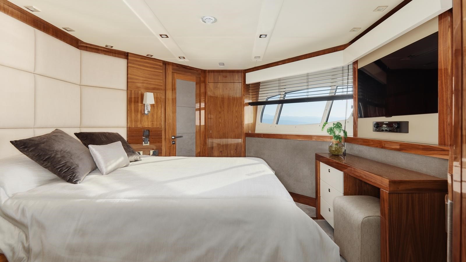 Sunseeker Motor Yacht WICKED PLAY For Sale