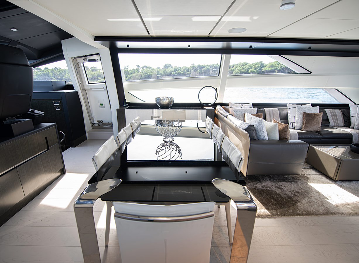 Pershing Motor Yacht MAGIC of AYR For Sale