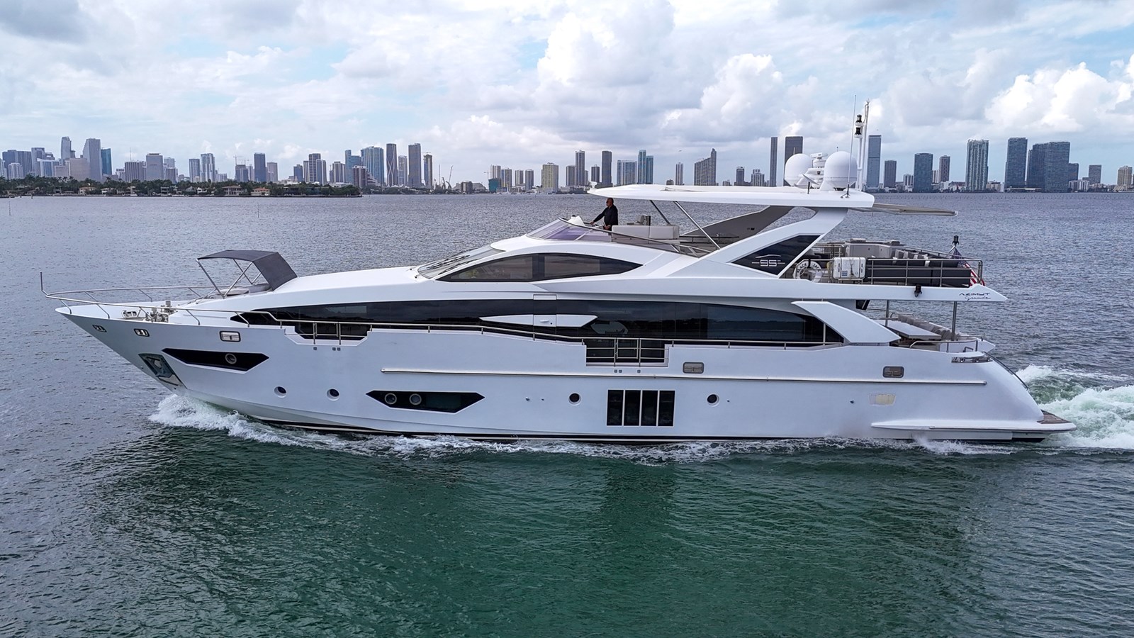 Azimut Yachts Motor Yacht 2017 Azimut 30 Metri For Sale