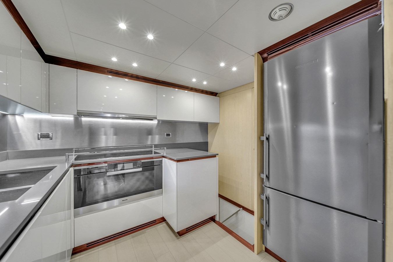 Azimut Yachts Motor Yacht 2017 Azimut 30 Metri For Sale