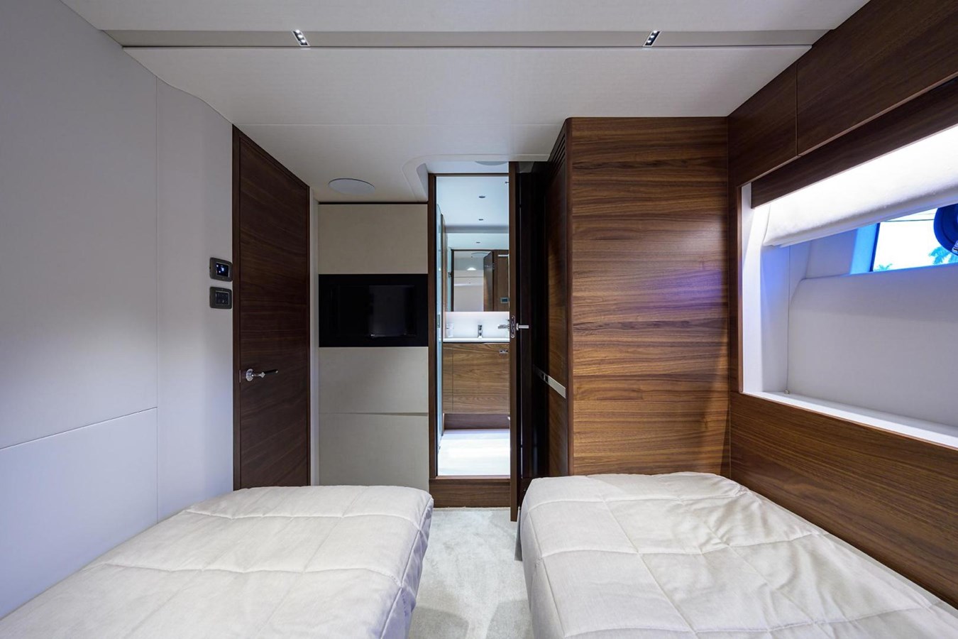 Princess Yachts Motor Yacht Escape For Sale