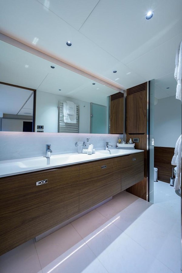 Princess Yachts Motor Yacht Escape For Sale