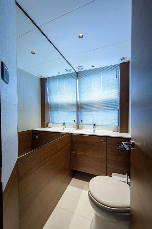 Princess Yachts Motor Yacht Escape For Sale