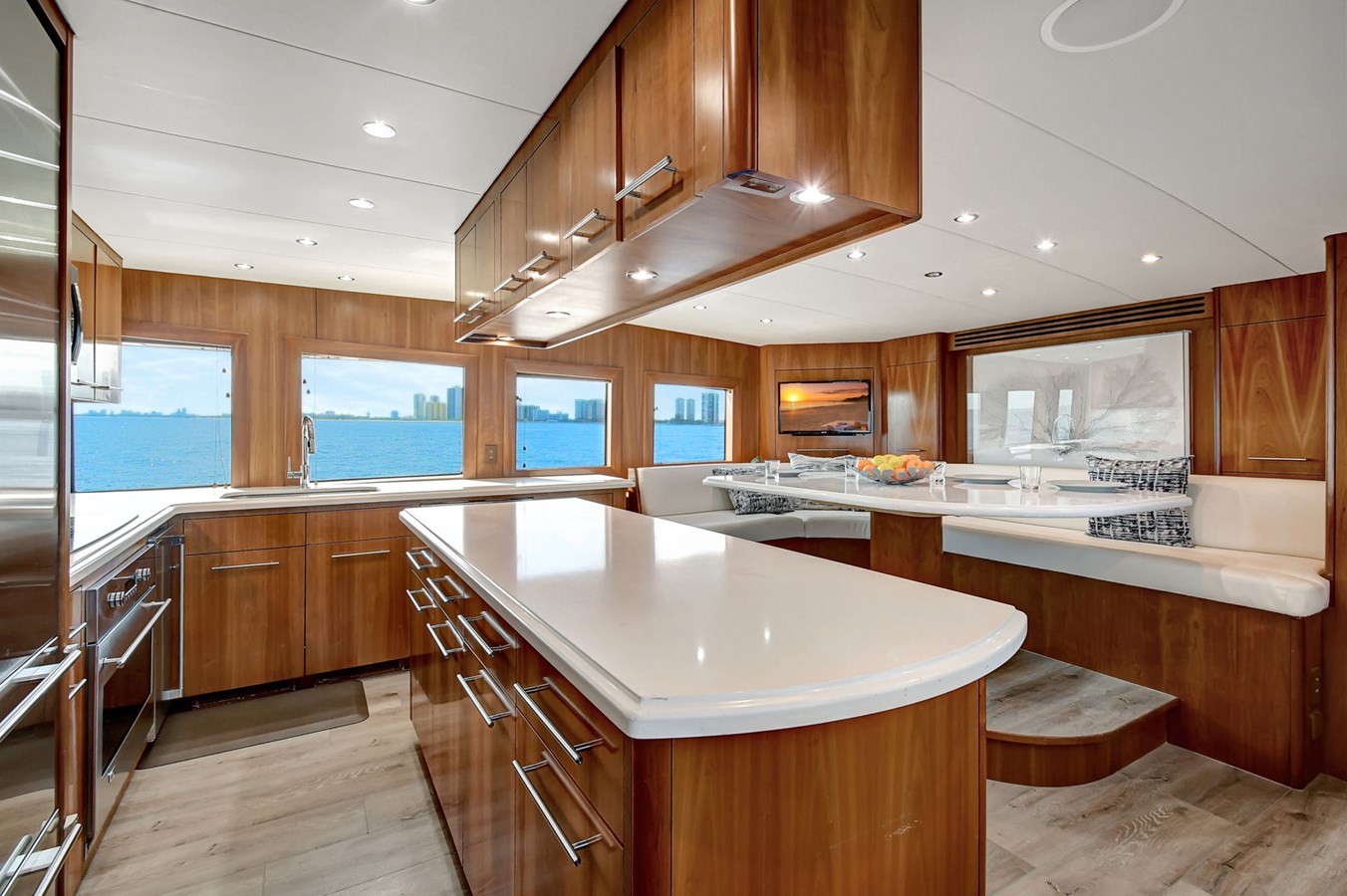Hatteras Motor Yacht DANIELLE For Sale