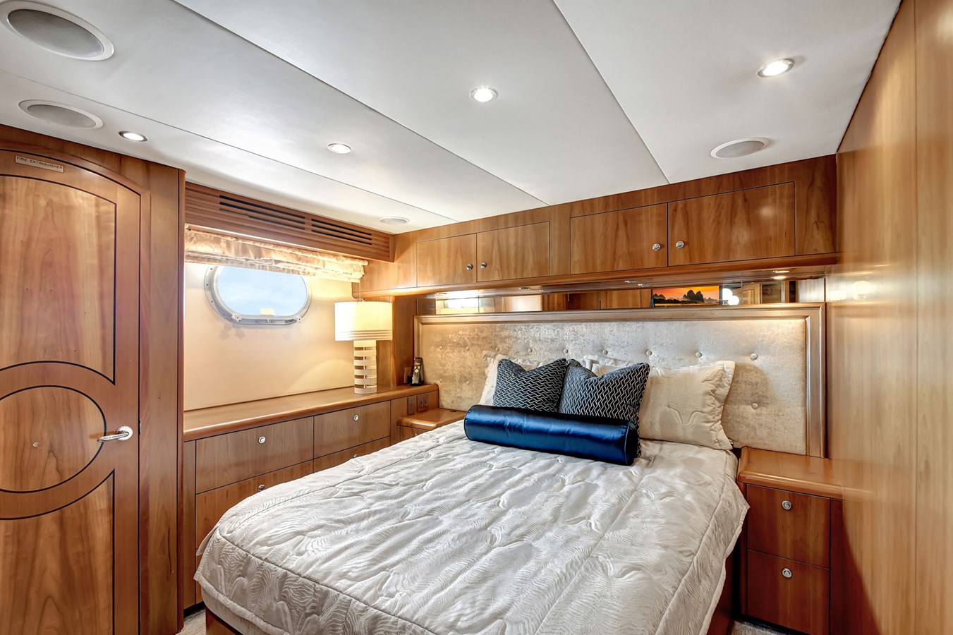 Hatteras Motor Yacht DANIELLE For Sale