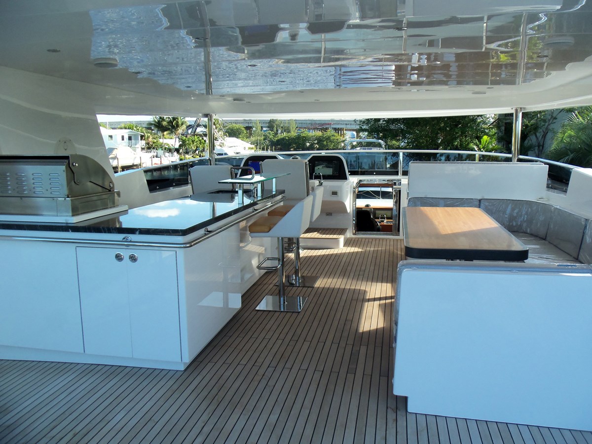 Johnson Motor Yacht JOHNSON 93 OPEN BRIDGE For Sale